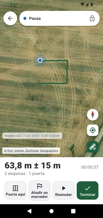 La línea de la valla recorrida por GPS, con las puertas por el camino